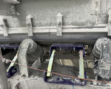 High-resolution image of Flexco Belt Support Bars